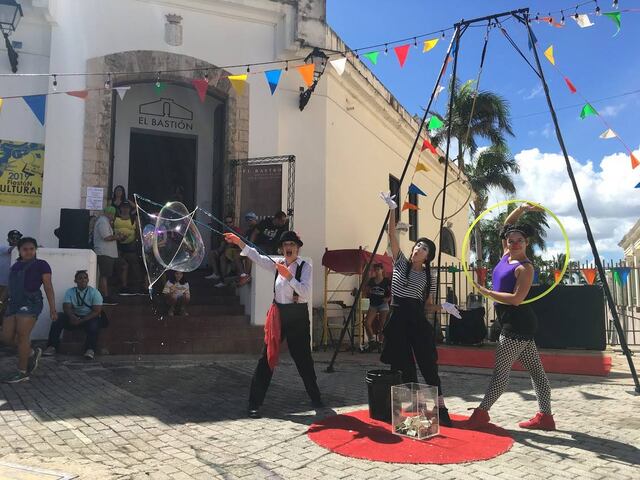 “Importante que se valore el trabajo de artistas y artesanos”
