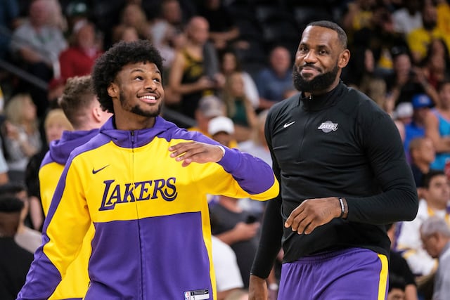 LeBron y Bronny se alistan para una histórica dupla de padre e hijo