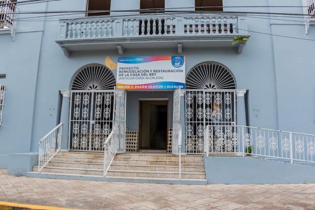 Municipios de Cidra y Vega Alta convertirán sus antiguas alcaldías en museo y teatro