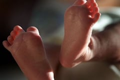 Radican cargo por negligencia contra maestra tras bebé sufrir quemaduras