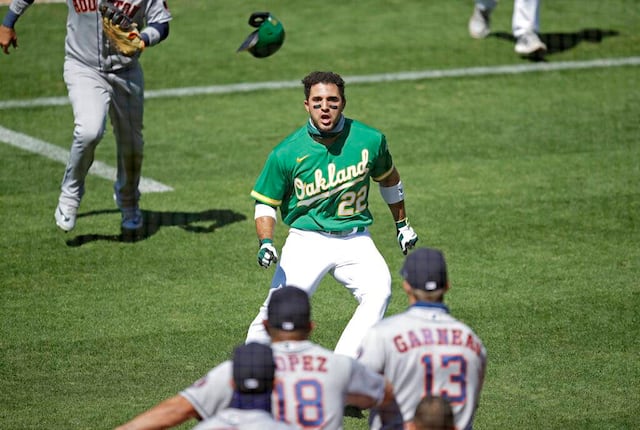 Suspenden por 20 juegos al coach de bateo boricua de los Astros Alex Cintrón por incitar trifulca