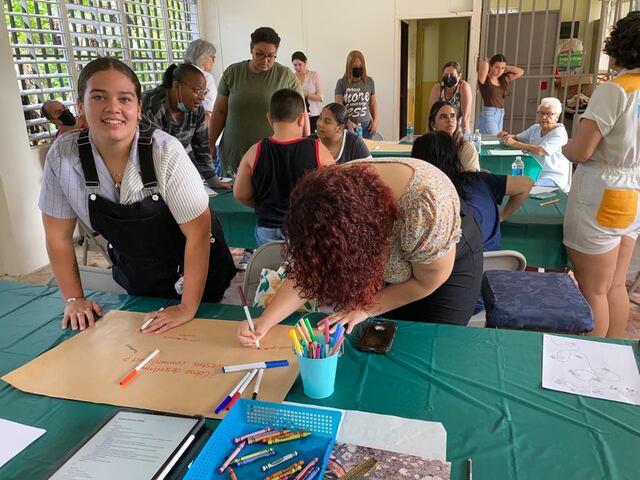 UPR Cayey trabaja mural con la comunidad de Jájome Bajo