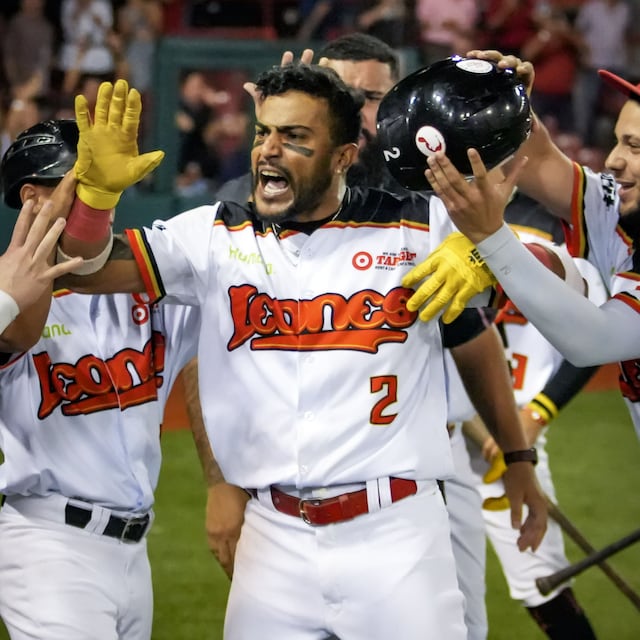Ponce obliga un juego decisivo en el béisbol invernal