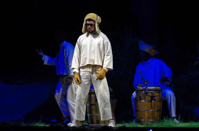Bad Bunny se quedó con las ganas de cantar con Víctor Manuelle en la residencia