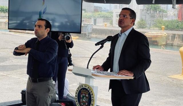 Gobierno anuncia acuerdo con empresa del Grandes Ligas Iván Rodríguez para muelle seco