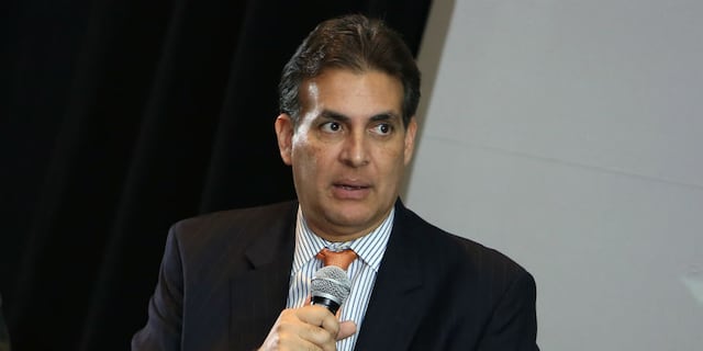 Bhatia se une a reclamo sobre matrimonio gay para Puerto Rico en Boston