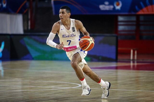 Suspenden indefinidamente a André Curbelo de la Selección Nacional de Baloncesto Masculino
