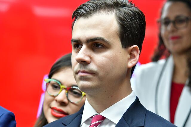 Pablo José Hernández presenta propuestas de vivienda para Puerto Rico