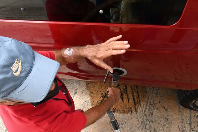 Hasta en 86 centavos la gasolina regular para este viernes, según DACO