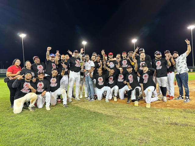 Leones de Patillas ganan la duodécima Copa de Campeones de la Doble A