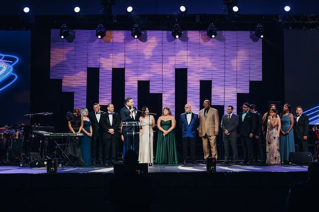 Gran celebración del Coliseo de Puerto Rico con la gala "20 Años a tu Ritmo"