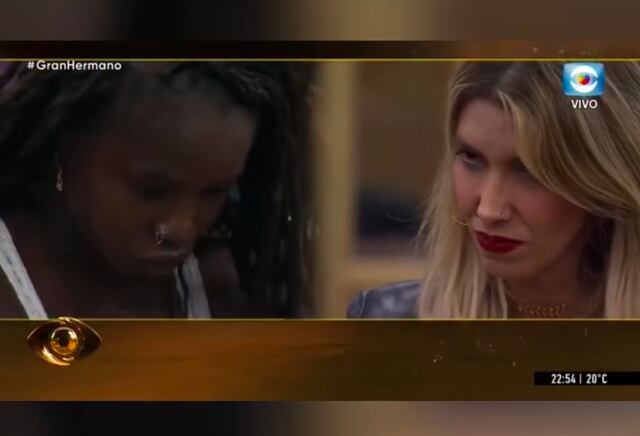Expulsan a periodista de ‘reality show’ tras comentarios racistas contra una compañera