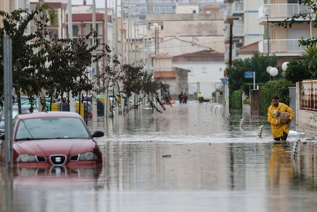 Temporal deja al menos cuatro muertos y lluvias históricas en España