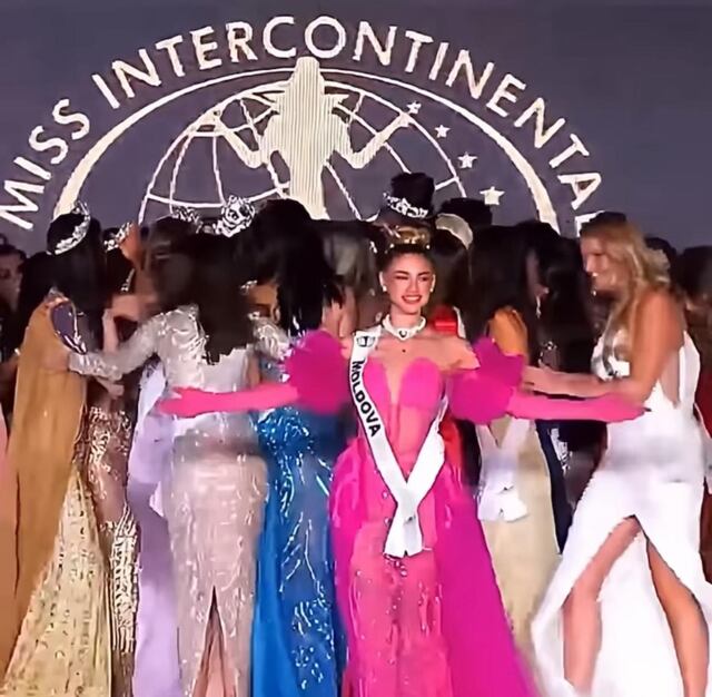 Candidata se va viral por actitud mientras las otras felicitaban a la ganadora de Miss Intercontinental 2023