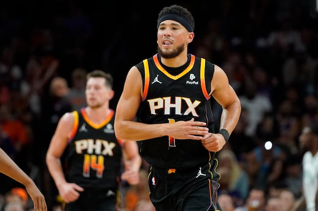 Suns no ceden en su victoria 114-106 contra Jazz