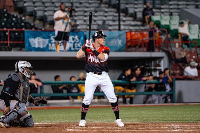 Leones conectan tres jonrones y vencen a los Gigantes