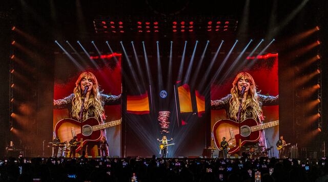 Kany García se presenta en España ante 11,000 fanáticos