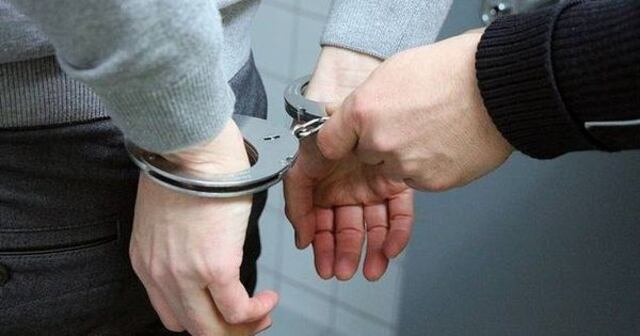 Radican cargos bajo la Ley 54 a dos hombres en Hato Rey y Loíza