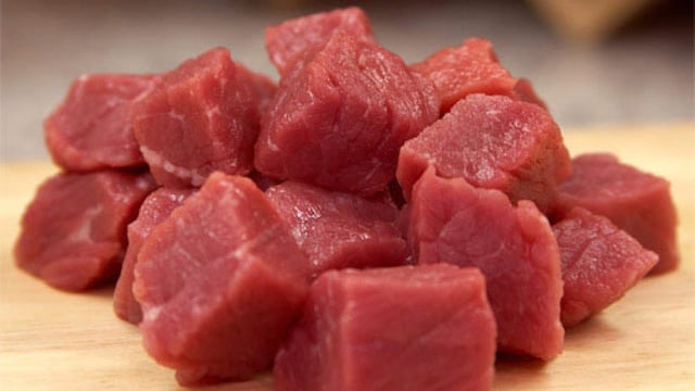 Los beneficios de comer carne cruda para la salud