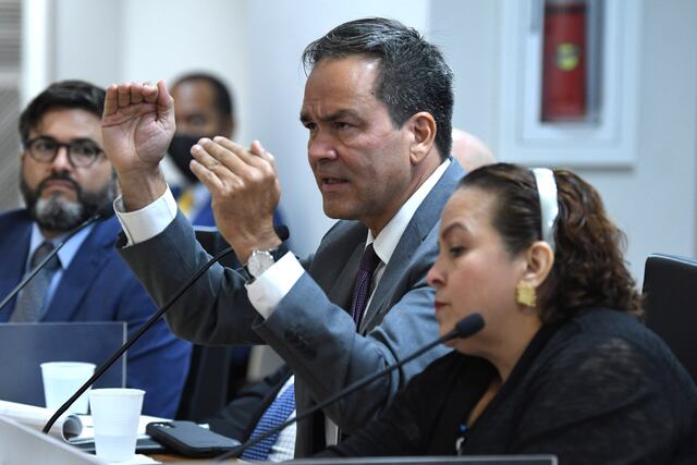 Comienza proceso de revisión reglamento de microredes por el Negociado de Energía