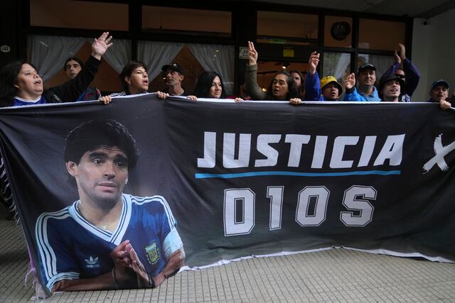 Detienen a exguardaespaldas de Maradona por falso testimonio