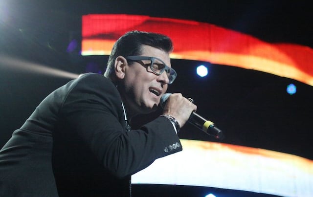 Salseros se gozan evento convocado por estación Salsoul
