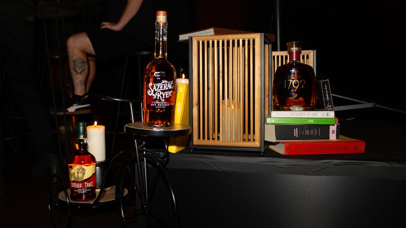Presentación de la edición Blanton’s Single Barrel Private Barrel Select, una de las piezas más codiciadas de la temporada entre los aficionados al destilado.