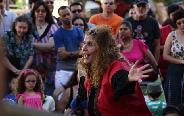 “Es válido también escuchar nuevas voces”: Organización de escritores responde a denuncias de Tere Marichal