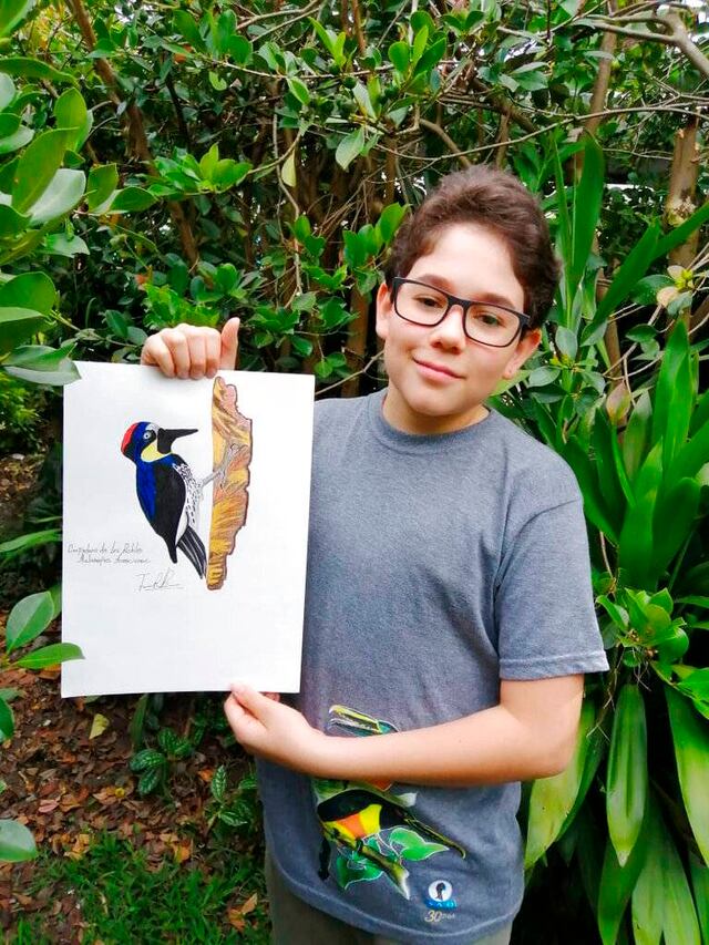 Niño de 14 años produce guía de aves y gana premio