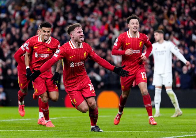 Liverpool vence 2-0 a Man City