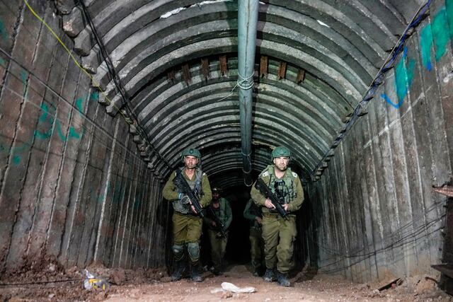 Israel descubre túnel en Gaza que alegan facilitó el ataque que inició la guerra