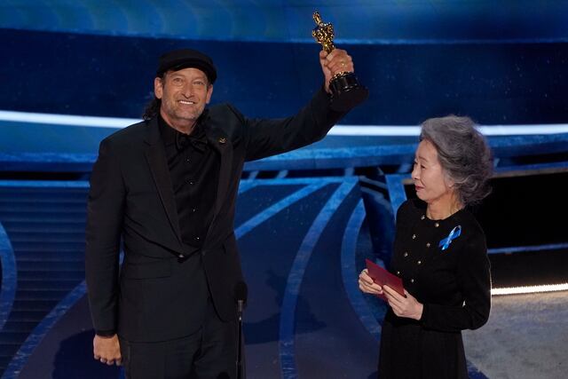 Kotsur gana el Oscar al mejor actor de reparto por “CODA”