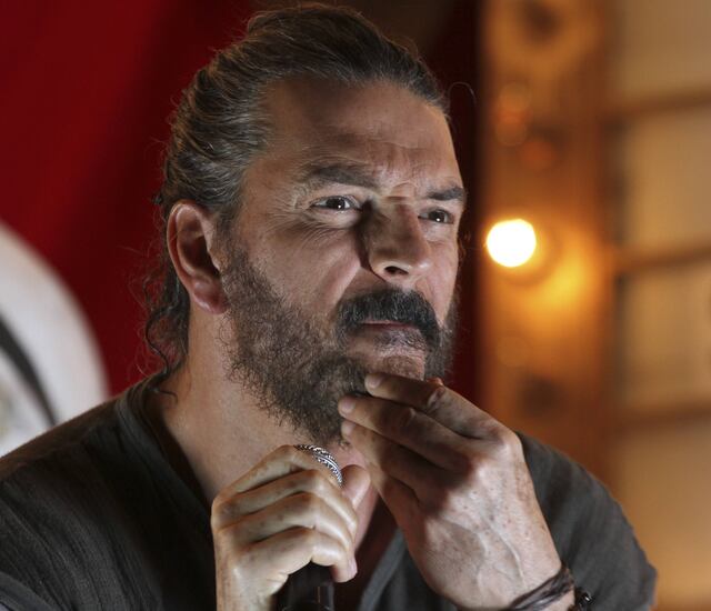 Ricardo Arjona recibe demanda por incumplimiento de contrato