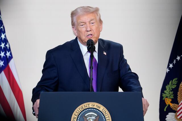 Trump insiste en que las elecciones en Estados Unidos están “amañadas” y son “fraudulentas”