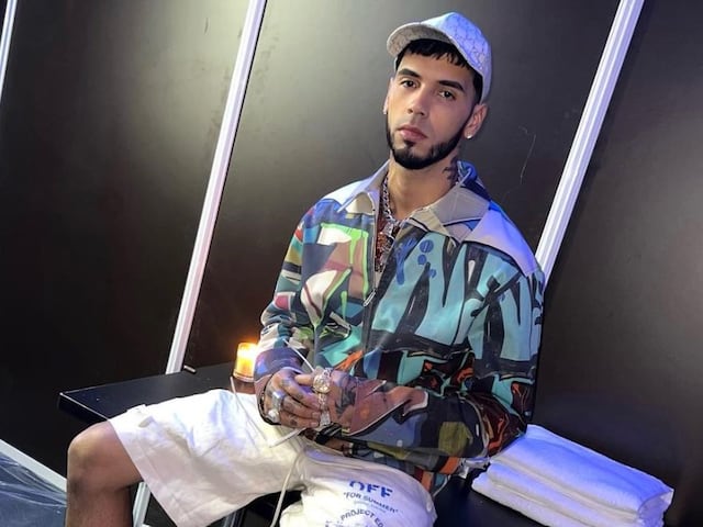 Anuel AA niega que estuviera hospitalizado