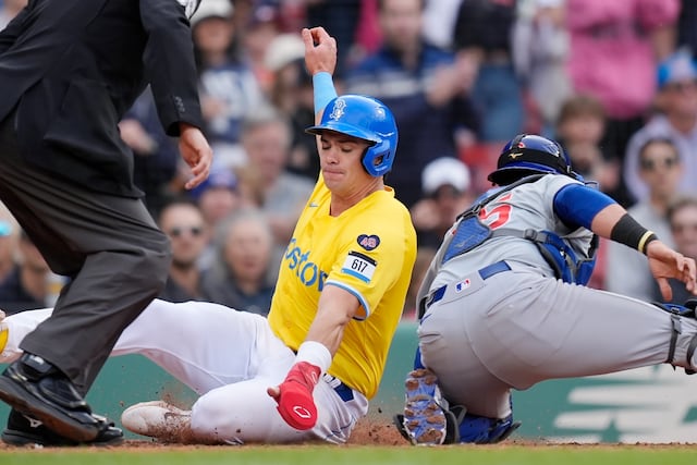 Ceddanne Rafael jonronea y empuja 7 carreras en triunfo de Medias Rojas ante Cachorros