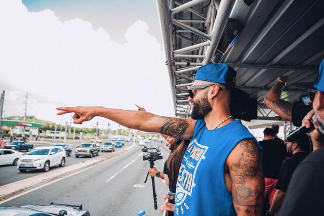 Vaqueros de Bayamón realizan caravana de celebración tras campeonato del BSN