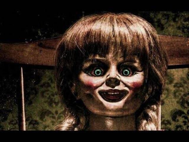 Joven actúa de manera extraña tras ver Annabelle 2