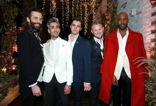 Protagonista de 'Queer Eye' disfruta de las playas de Vieques