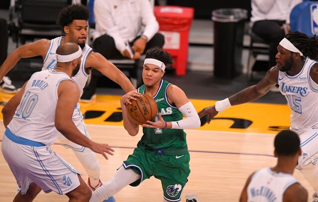 Jugador de 22 años se retira de la NBA por estrés y ansiedad