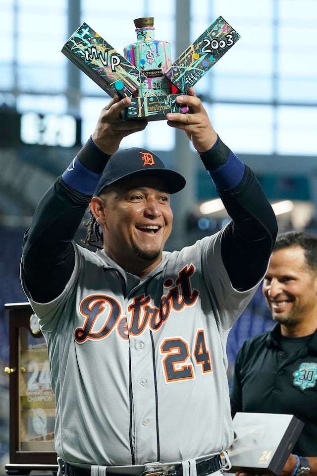 Béisbol: Miguel Cabrera se despide de Miami