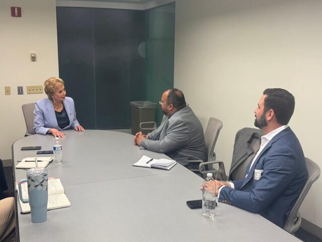 Buscan agilizar salida del síndico federal en el Departamento de Educación de Puerto Rico