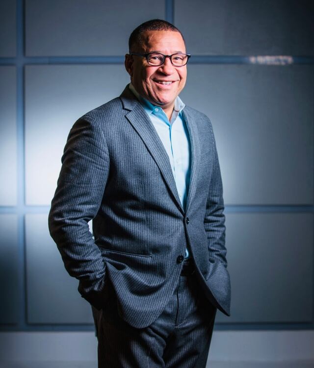 Víctor Roque se une a IBC y QBS firma alianza con Hipódromo Camarero