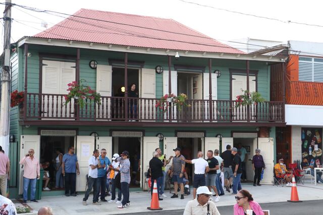 A bailar plena en la Casa de la Música Cayeyana