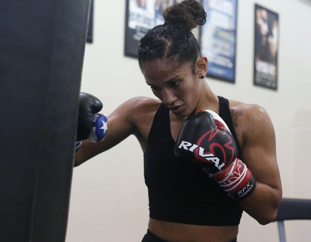 Amanda Serrano afina entrenamiento para nueva defensa de título