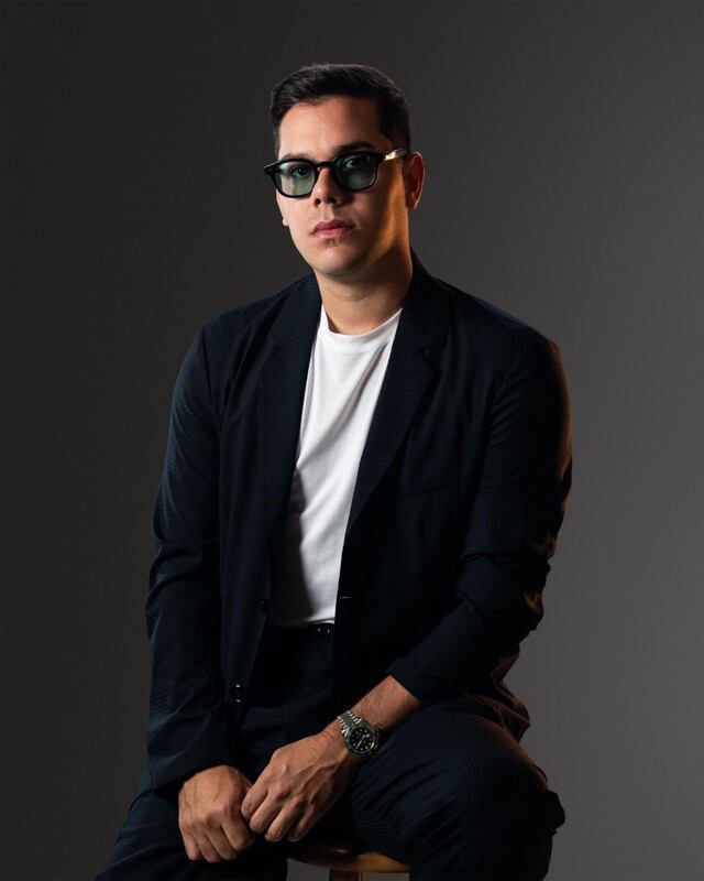 Empresario puertorriqueño reúne a miles de personas en evento sobre inteligencia artificial e inversiones