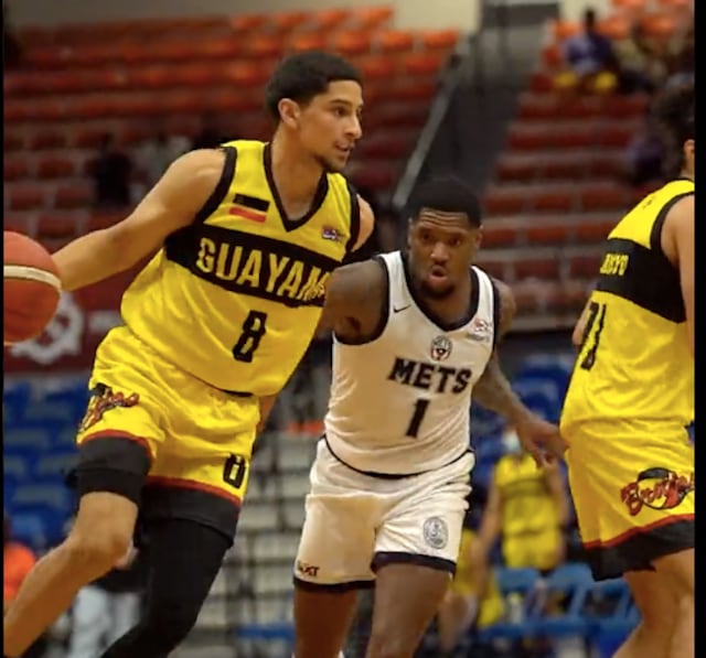 Suspenden juego del BSN tras fallo eléctrico que dejó la cancha sin aire