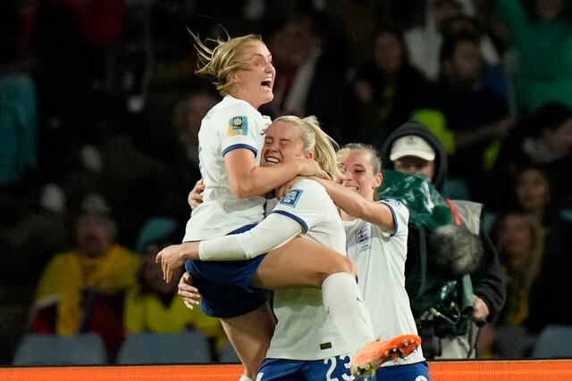 Inglaterra derrota a Colombia y avanza a la semifinal del Mundial