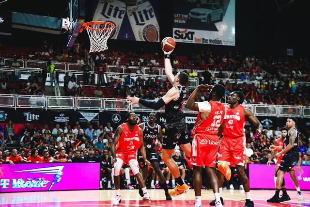 Quebradillas y Aguada obligan un séptimo juego en la postemporada del BSN