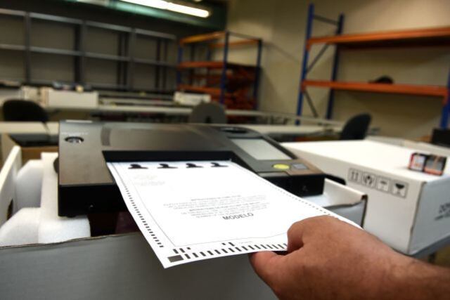 En espera proceso de impresión de papeletas CEE